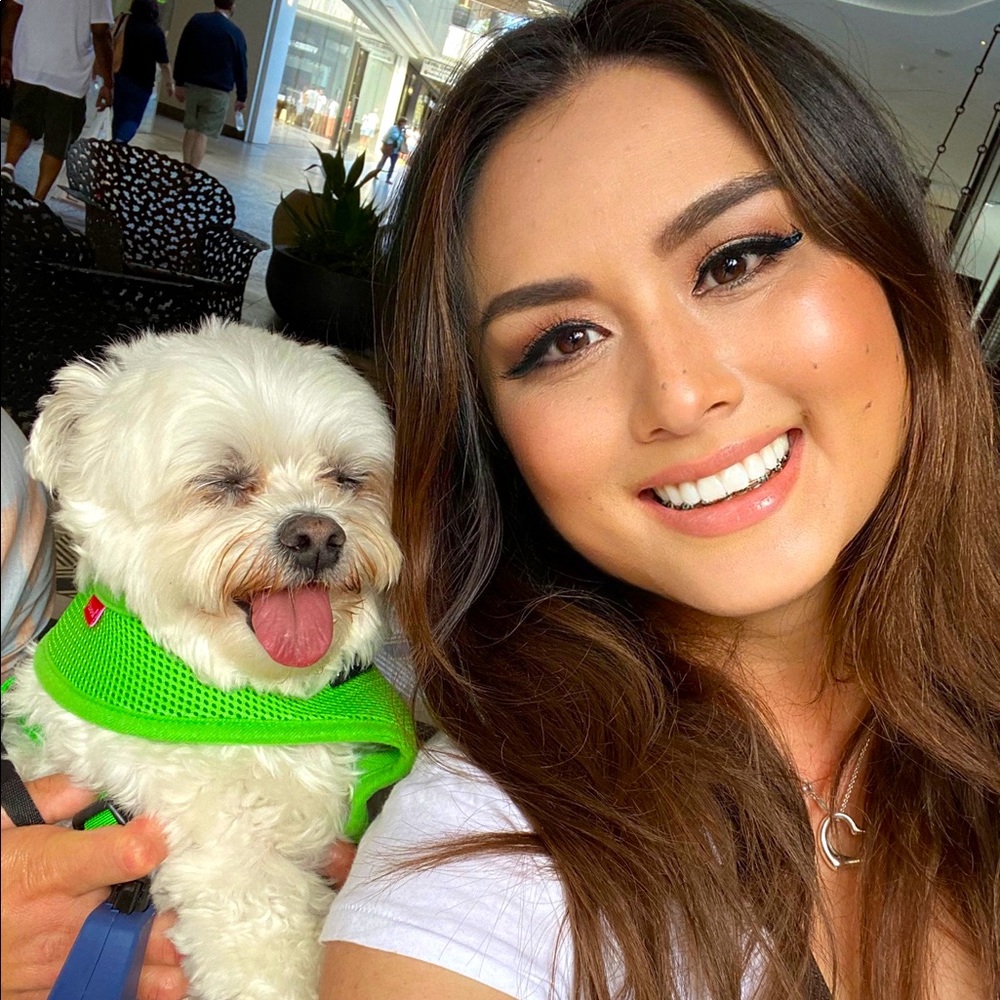 Meet your Posher, Stephanie